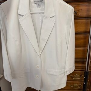 Sag Harbor Women's Elegant Cream Blazer